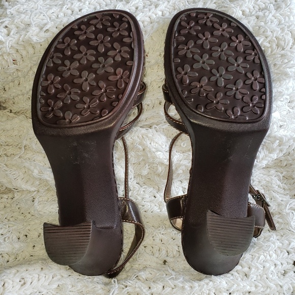 MUDD- Brown strappy heels - Picture 6 of 7